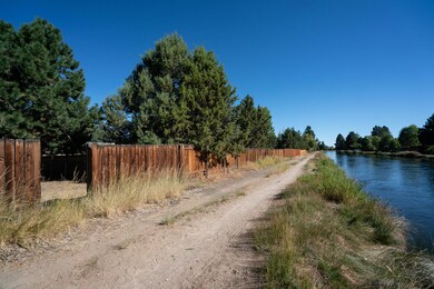 61466 Camelot Place, Bend, OR 97702 - photo 5
