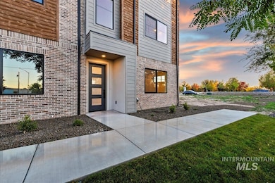 3243 W Moore St, Boise, ID 83702 - photo 2