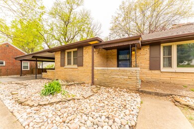 1933 S Jefferson Ave (13 of 36)