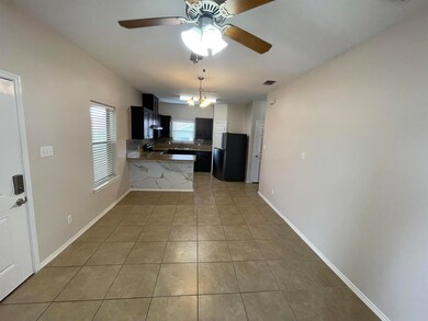 5402 Marcella Ave unit 203 B, Laredo, TX 78041 - photo 3