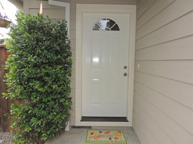 424 Marion Ln, Grants Pass, OR 97527 - photo 2