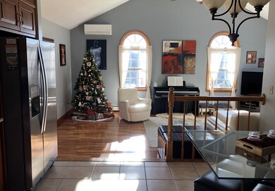 15 Crystal Dr, Stoneham, MA 02180 - photo 5