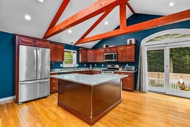 137 Manzella Ct, Rockland, MA 02370 - photo 6