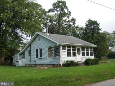 1615 Lee Dr, Edgewater, MD 21037 - photo 2