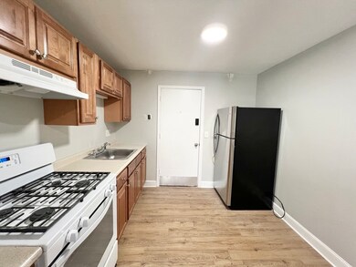 55 Broad St unit 5, Lynn, MA 01902 - photo 2