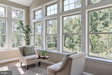 2807 Sweetbriar Dr, Harrisburg, PA 17111 - photo 4