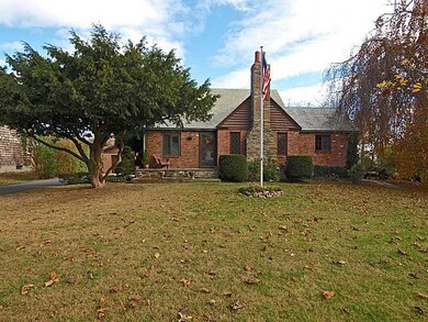 71 Kane Ave, Middletown, RI 02842 - photo 2