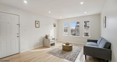 695 S 11th St, Newark, NJ 07103 - photo 7