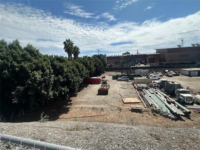 22, Signal Hill, CA 90755 - photo 4