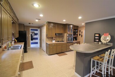 1827 1827 Sybil, Tyler, TX 75703 - photo 6