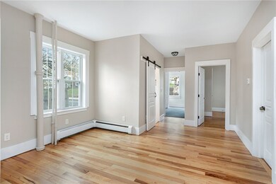 427 Spring St unit 1, Newport, RI 02840 - photo 6