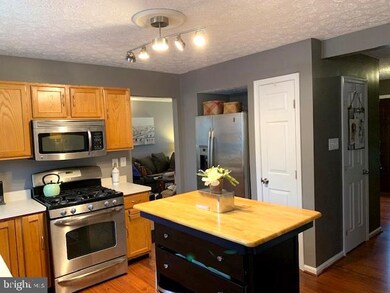 618 Otter Creek Rd, Edgewood, MD 21040 - photo 3