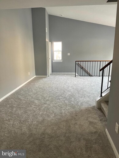 19953 Appledowre Cir, Germantown, MD 20876 - photo 6