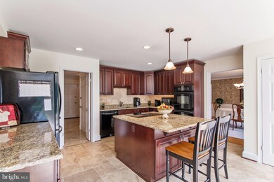 21611 Stableview Dr, Gaithersburg, MD 20882 - photo 5