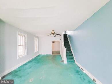 1311 E 9th St, Crum Lynne, PA 19022 - photo 2