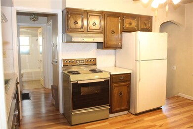 1021 E Columbia St unit 1019 & 1021, Evansville, IN 47711 - photo 5