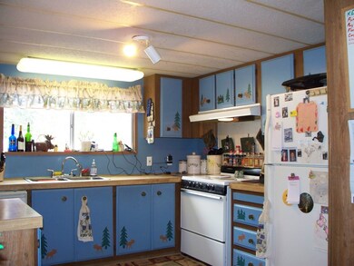 KITCHEN 2