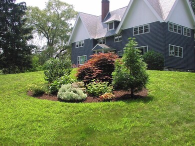 12 Stillwater Cir, Salem, NH 03079 - photo 4