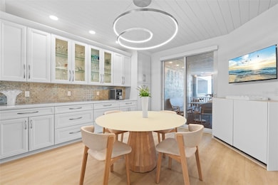 Dolphin Bay Club unit 301, Sarasota, FL 34242 - photo 5