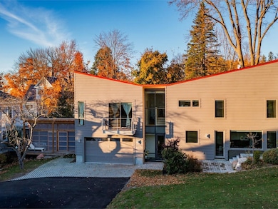 New 2023-built Contemporary