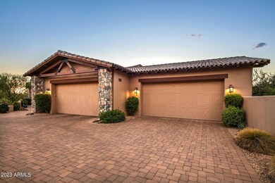 6-web-or-mls-Driveway Views