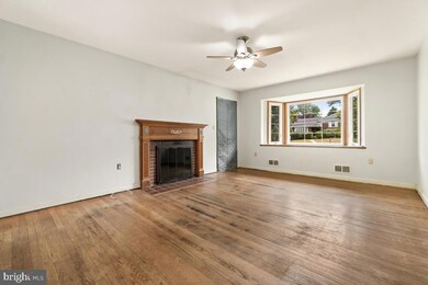 1032 Tanley Rd, Silver Spring, MD 20904 - photo 6