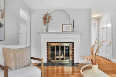 46 Middle St, Lexington, MA 02421 - photo 5