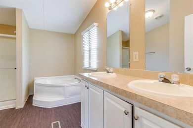 290 Prairie Ln, Azle, TX 76020 - photo 5