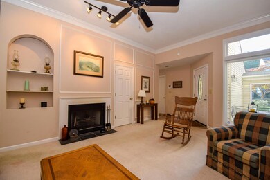 4706 Wembley Pl SW Roanoke VA-large-004-