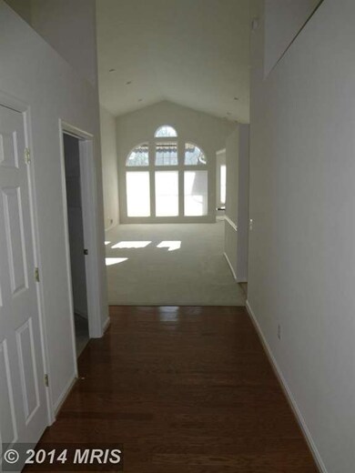 3927 Great Harvest Ct, Dumfries, VA 22025 - photo 4