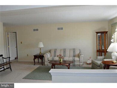 406 Pennsylvania Ave, Reading, PA 19606 - photo 3