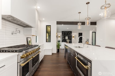 709 Chris David Dr, Steilacoom, WA 98388 - photo 4