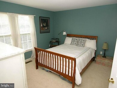 10211 Crosscut Way, Damascus, MD 20872 - photo 2