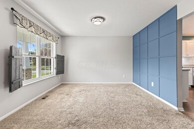 122StoneHedgeRowDrive_Hommati102(3)