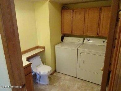 5350 Larkspur St unit B, Anchorage, AK 99507 - photo 6