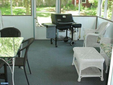 204 Louise Dr, Morrisville, PA 19067 - photo 7