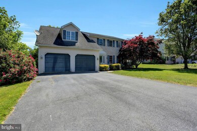 318 Cosell Dr, Chambersburg, PA 17201 - photo 4