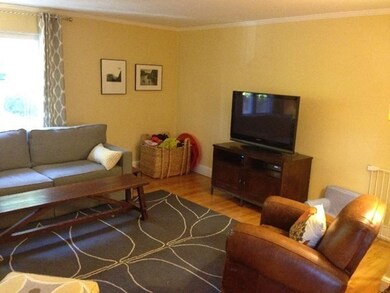 27 Heath St unit B, Brookline, MA 02445 - photo 3