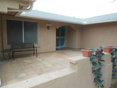 Beautiful Tiled Front Patio
