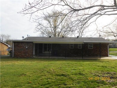 305 Rosemary Ln, Shelbyville, TN 37160 - photo 2