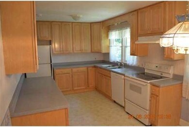 5 Skinner Ln, South Hadley, MA 01075 - photo 4