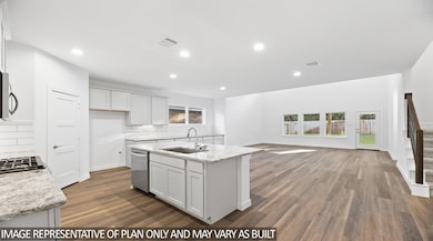 15151 Cibolo Ln, Mont Belvieu, TX 77523 - photo 2