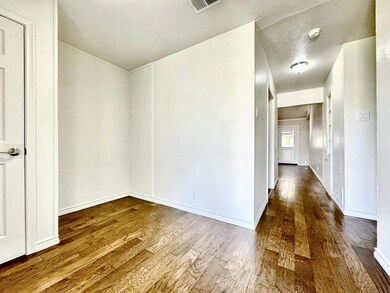 922 Starlight Dr, Sherman, TX 75090 - photo 5