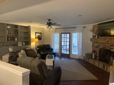 609 Elmhurst Dr, Bastrop, LA 71220 - photo 4