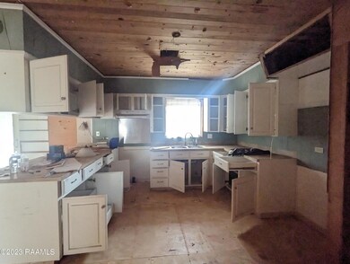 PXL_20230531_230152548.MP