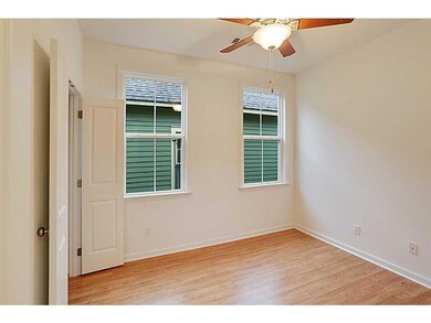 Photo. 1st bedroom, with closet
