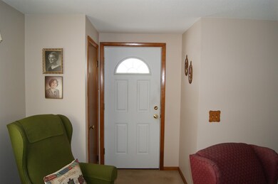 56 Woodland St, Holyoke, MA 01040 - photo 7