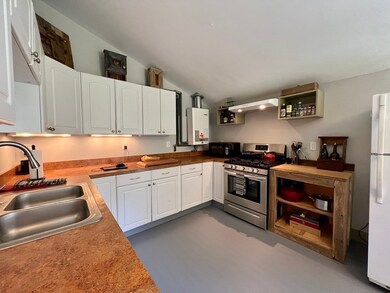 111 Laurel Park unit 111, Northampton, MA 01060 - photo 6