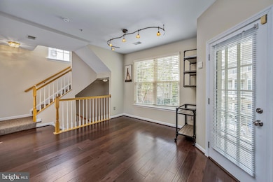 14218 Hampshire Hall Ct, Upper Marlboro, MD 20772 - photo 7