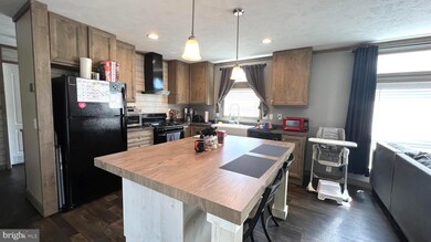 5134 Winterberry Dr, Doylestown, PA 18902 - photo 3